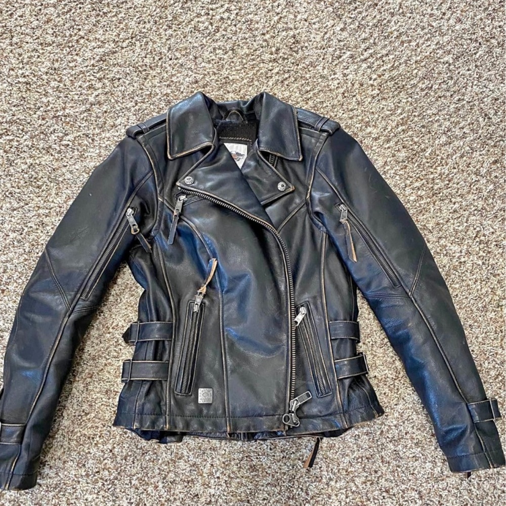 Beautiful limited edition Buffalo leather Harley Davidson Jacket.